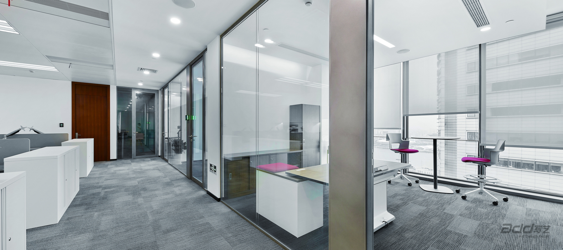 雅?；まk公室裝修-辦公區(qū)走廊-pc